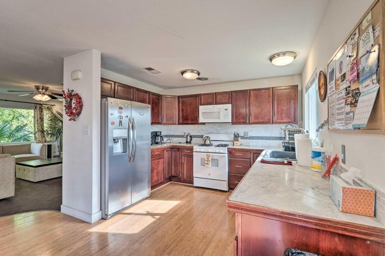 Vegas Oasis Home With Pool And Spa 7 Miles To Strip Las Vegas Buitenkant foto