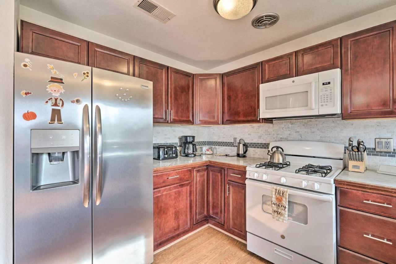 Vegas Oasis Home With Pool And Spa 7 Miles To Strip Las Vegas Buitenkant foto